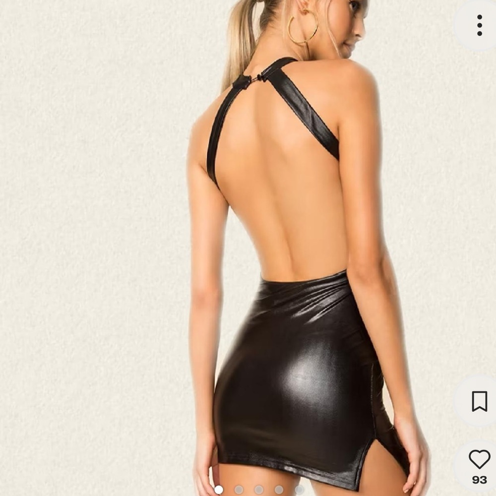 Super down black leather mini XS